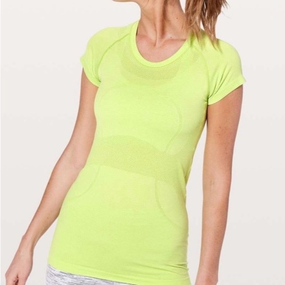 lululemon athletica Tops - Lululemon Swiftly Tech Gym, Activewear Short Sleeve Crew Lucid Lime. Size 6